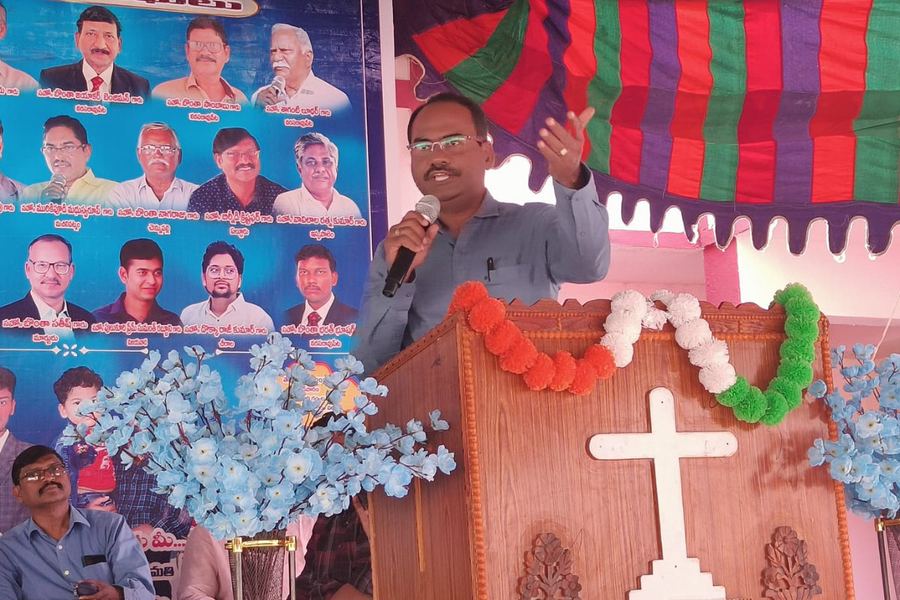 Preaching to a seated congregation